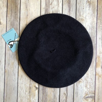 Betmar New York  Beret Black 100% Wool Winter Hat NWT  eb-67685616